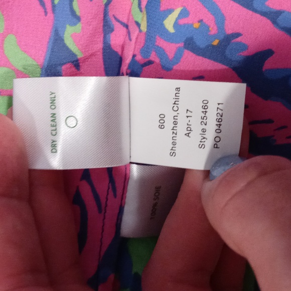 💜HTF Lilly Pulitzer💜 - Sanilla Silk Top - Picture 9 of 11